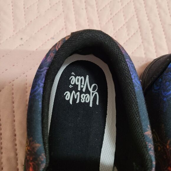 Yes We Vibe Colorful Yin Yang Mandala Slip-on Shoes. Size 7 - Picture 7 of 9